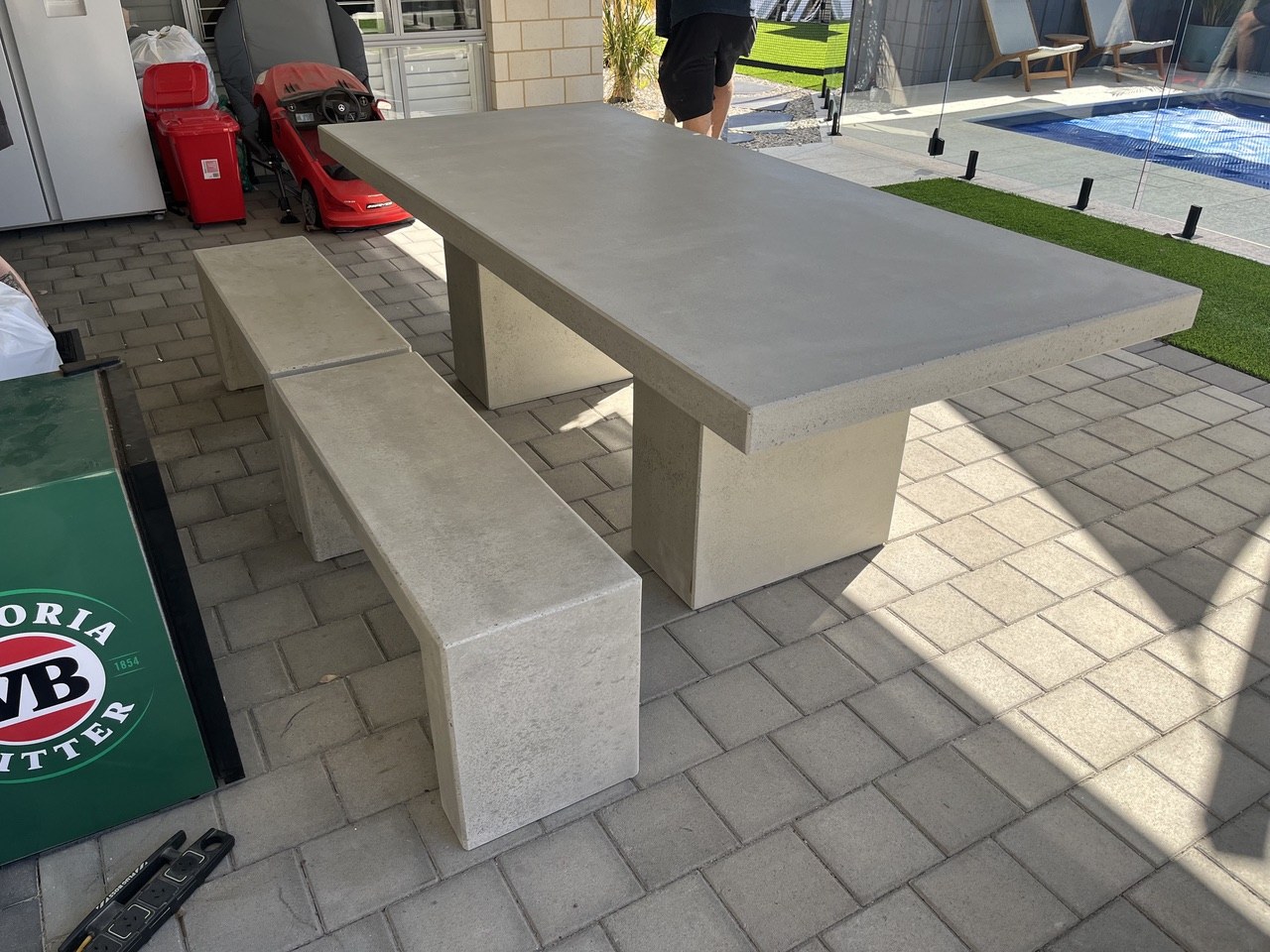 Dining table & benches: A dining setting with matching bench seating.